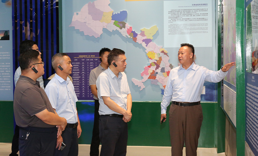 10.3-2022年08月，省科技廳副廳長牛振明蒞臨金徽股份指導工作。.jpg